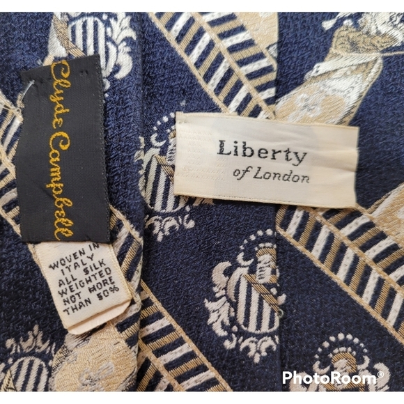 Liberty of London Men's tie silk - Picture 3 of 3